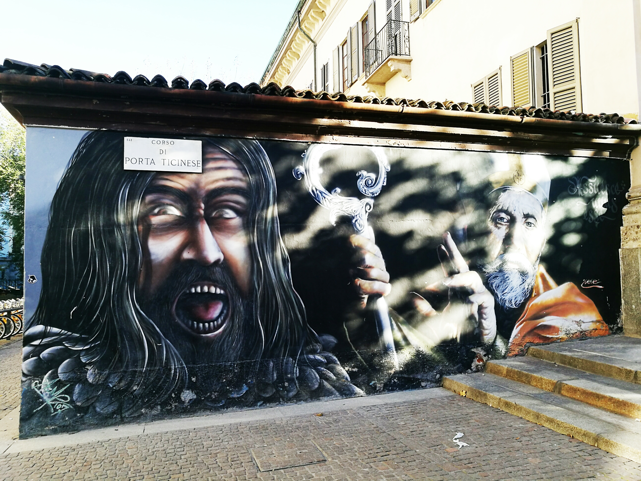 Milano Street History street art colonne san lorenzo
