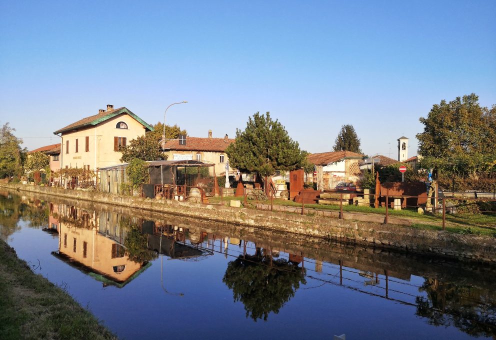 Zibido san Giacomo: pedalando tra cascine e risaie lungo il Naviglio Pavese