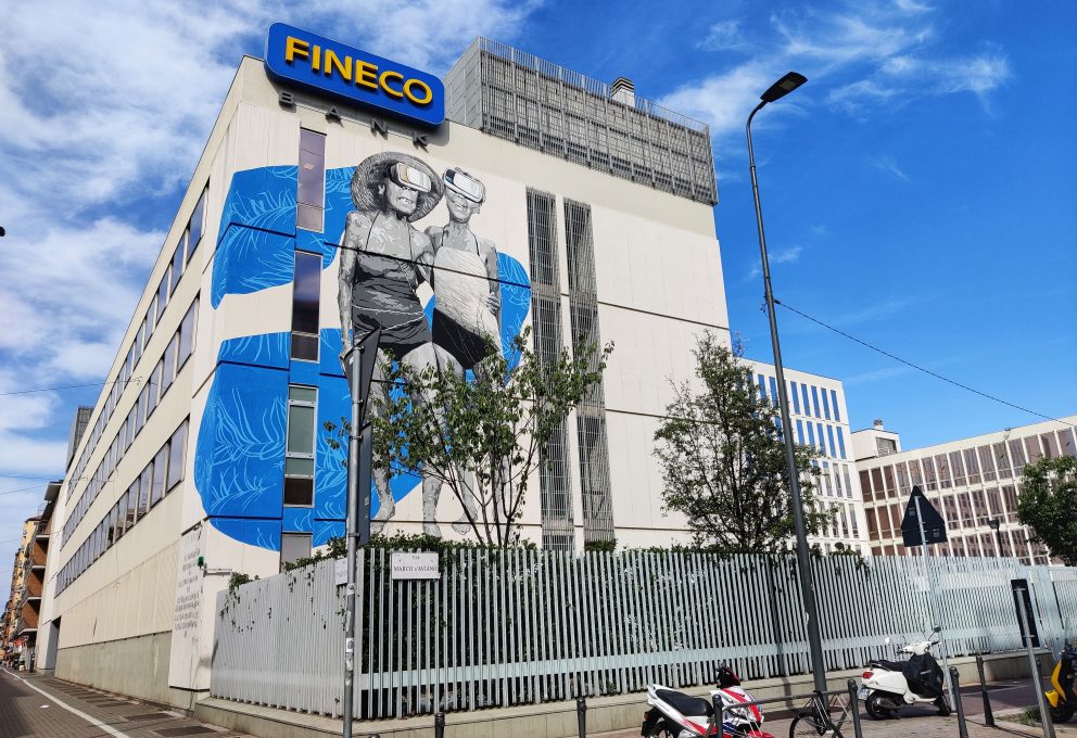 ARTE URBANA A NOLO BY CHEKOS ART E ROBICO PER FINECO